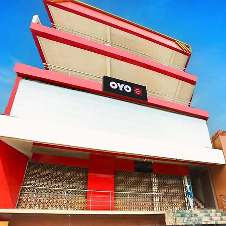 Hotel O Arvi Guest House พาราณสี ภายนอก รูปภาพ